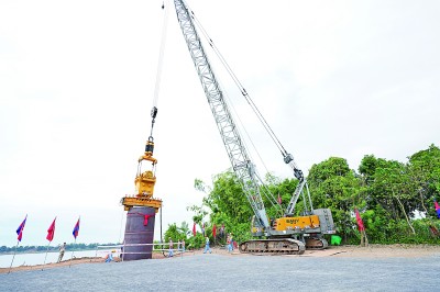 中企承建柬埔寨桔井湄公河大桥及接线公路开工