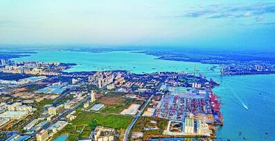 建设海南自贸港产业新城