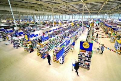 英国2月消费者价格指数同比上涨10.4%