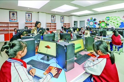 江西上饶开设创客教育实践课程