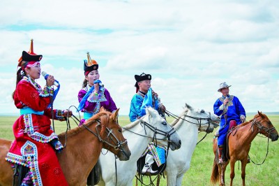 乌兰牧骑影记 乌兰牧骑影记