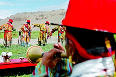 西藏阿里普兰：歌唱幸福新生活