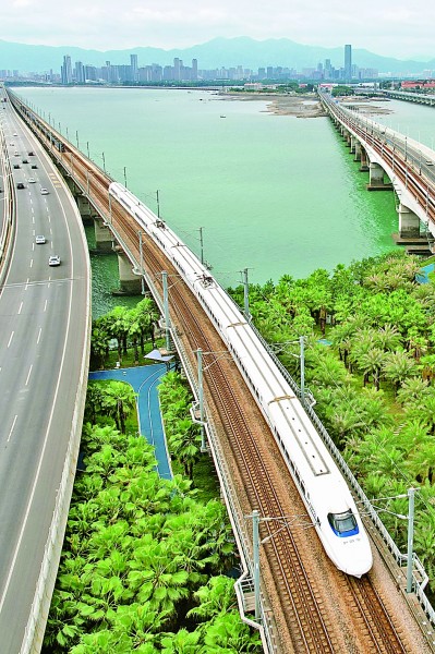 全国铁路将实行新的列车运行图