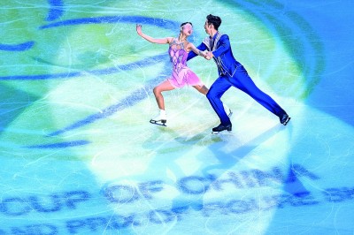 花样滑冰——中国杯：表演滑举行