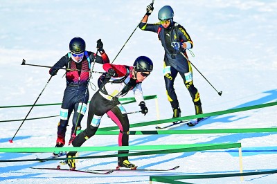 “十四冬”滑雪登山项目开赛
