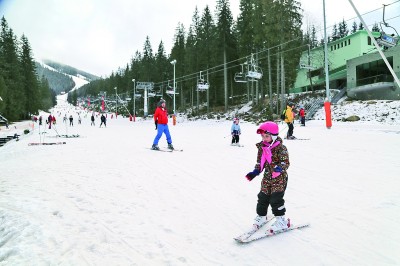 斯洛伐克滑雪场人气旺
