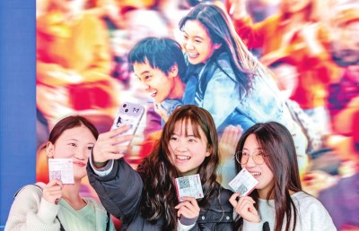 影视文艺彰显时代风格、中国气派