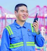 心无旁骛钻研更多一流技能 心无旁骛钻研更多一流技能