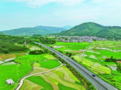 【大美中国】路畅景美