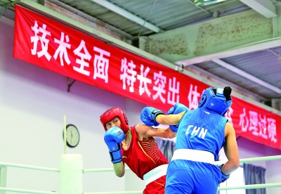 国家拳击队备战巴黎奥运会