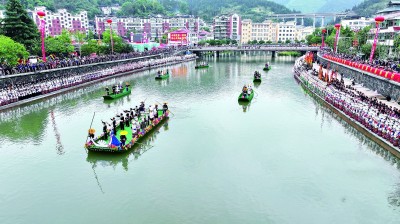 贵州台江：姊妹节里唱欢歌