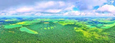 五大连池世界地质公园：火山石海涌神泉