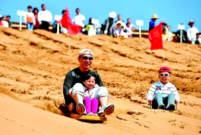 宁夏沙坡头：大漠长河 千古壮观