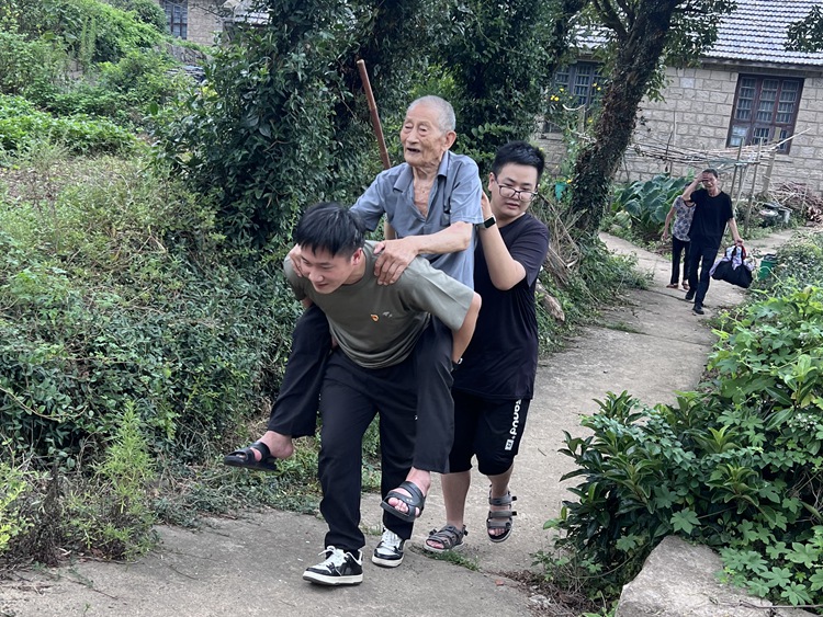 浙江舟山普陀区推行“镇聘村用”建好村级后备力量“蓄水池”