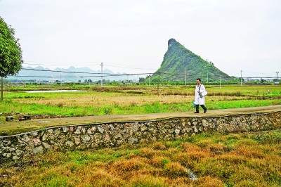 村里来了大学生村医