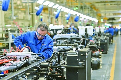 奋勇争先，以实干赢得未来