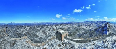 雪后金山岭长城