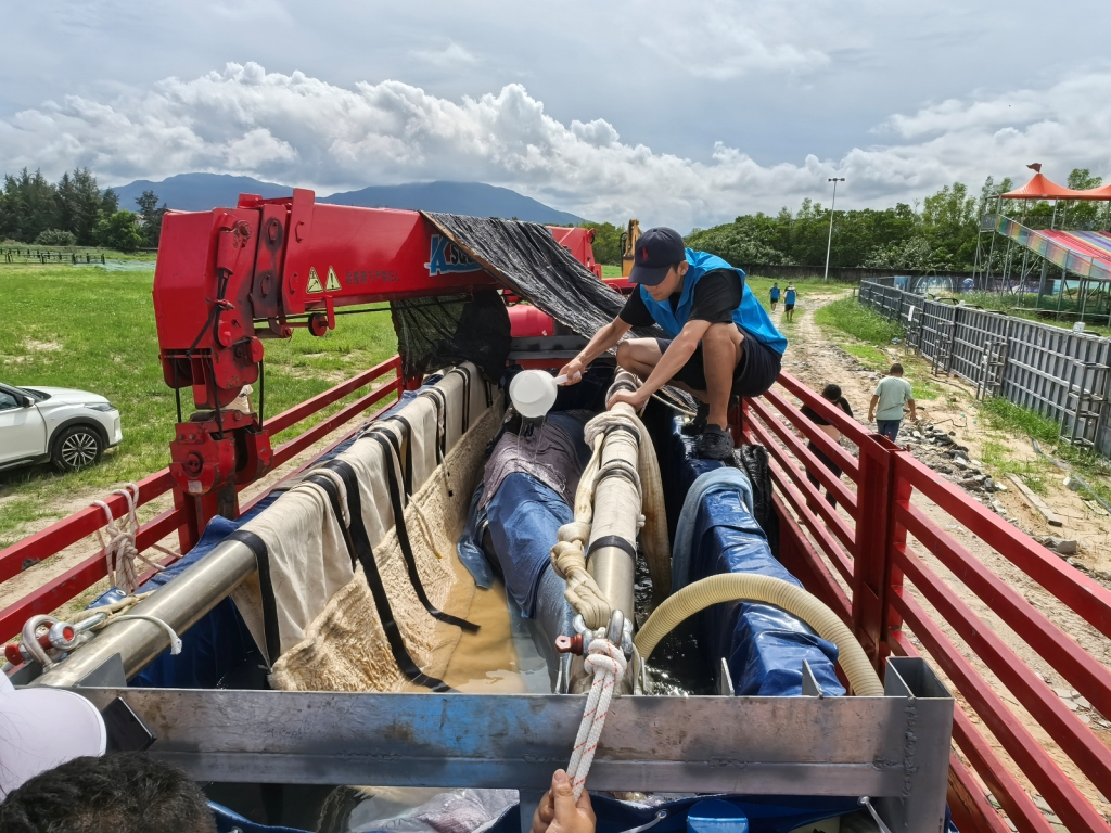 中国新闻奖新闻摄影组照类《鲸豚逐浪海之南》公示