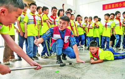 迎接世界红十字日