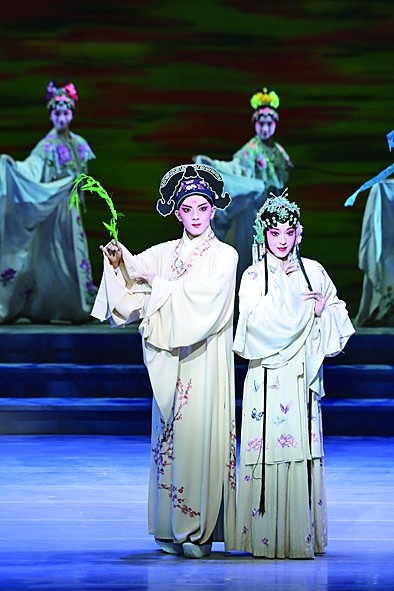 姹紫嫣红青春韵——校园青春版《牡丹亭》首演有感