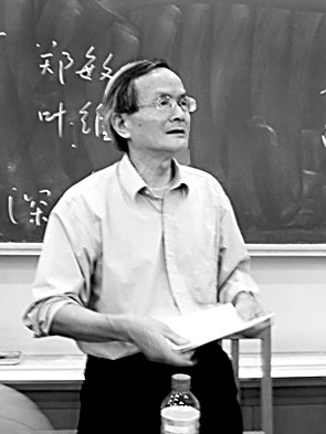 洪子诚：是文学史家，更是文体家