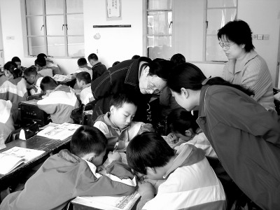 鲁洁：以生命谱写有品格的教育学