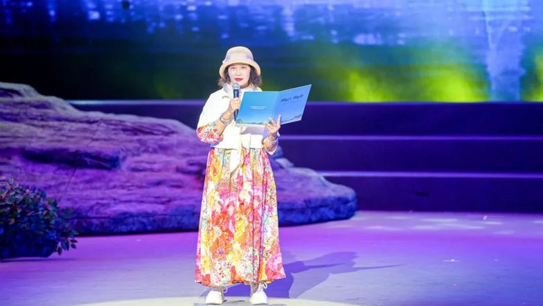 “诗咏中华民族母亲河”端午诗会在湖北秭归举办