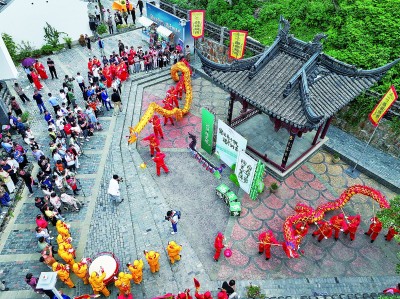 图片报道