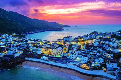 浙江舟山：一座座海岛成为诗和远方
