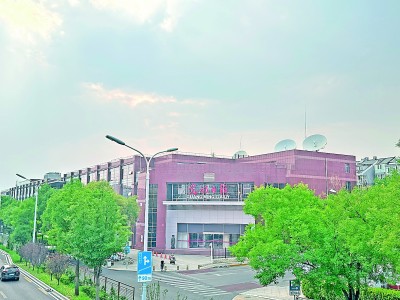 76载岁月，我们难忘这些“光明时刻”……