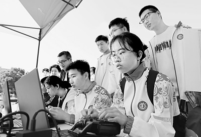 大学AI通识课，应该怎么开
