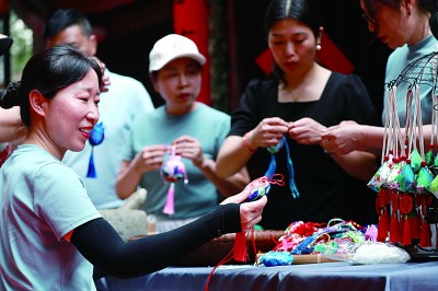 文化“妙笔”绘就更美荆风楚韵