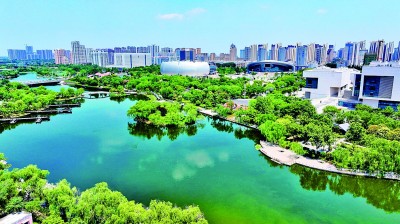 【大美中国】碧波绕城