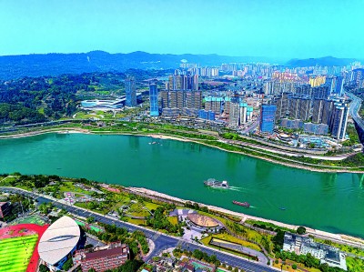 四川宜宾：一江碧水向东流