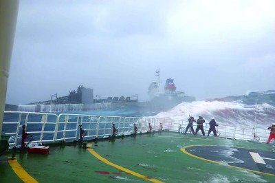 海上“逆行者”——中国救助打捞队伍的冲锋时刻