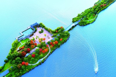 浙江宁波东钱湖：水阔烟深望渺然