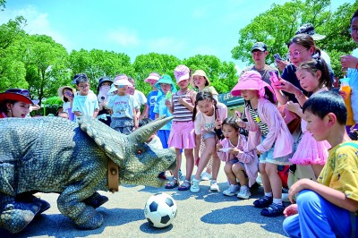 “苏超”出圈，这场文旅加时赛踢得漂亮