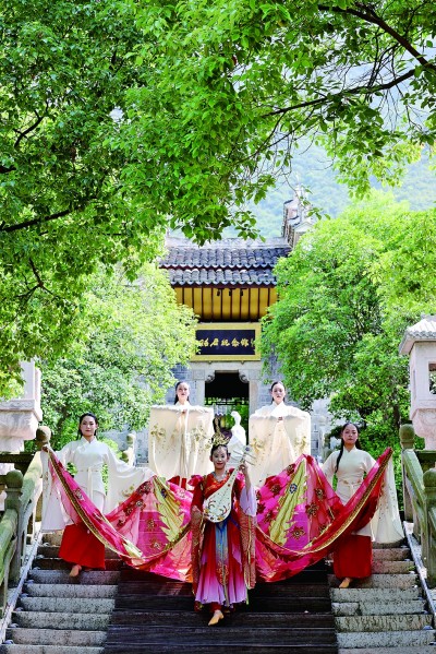 【文化中国行】湖北兴山：昭君故里入画来