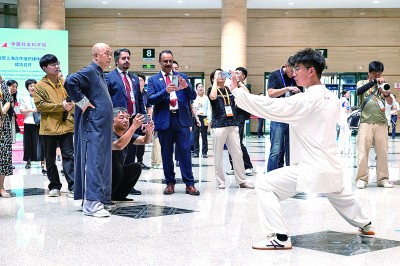图片报道
