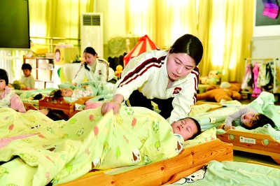 从“托有难题”到“幼有优育”——代表委员为有效满足婴幼儿托育新需求建言