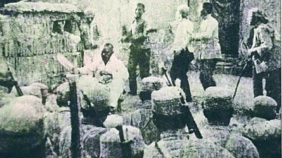 【铭记历史 缅怀先烈·抗战中的文艺力量】《团结就是力量》：团结的伟力，比铁还硬，比钢还强！