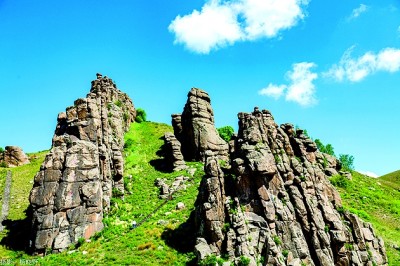 阿尔山世界地质公园：火山林海写就自然史诗
