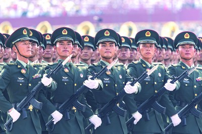 朝着民族复兴伟业，向前，向前，向前！