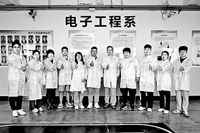 只为记录更深邃的星海