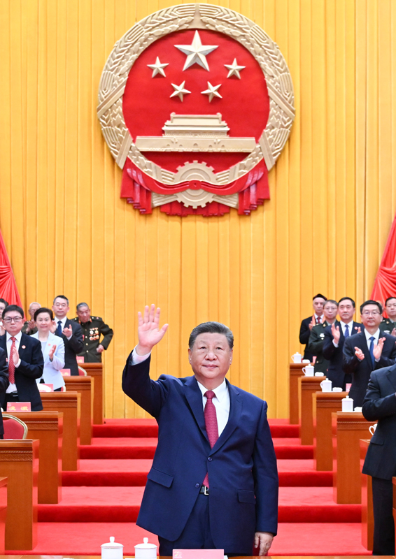 新疆维吾尔自治区成立70周年庆祝大会隆重举行