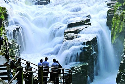 提档升级,点燃经济增长新引擎——闽鄂川推动高质量发展观察 提档升级,点燃经济增长新引擎——闽鄂川推动高质量发展观察