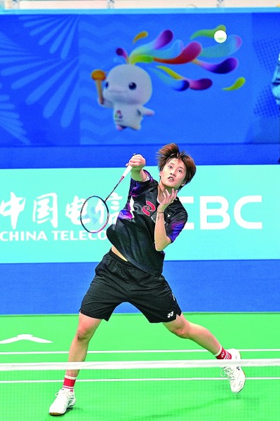 大球小球好戏连台 老将新秀泳池对决 大球小球好戏连台 老将新秀泳池对决