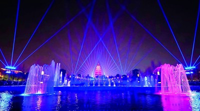 从“光之舞”到“城之韵”——科技赋能下的城市灯光公共艺术