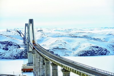 天山南北铁路人