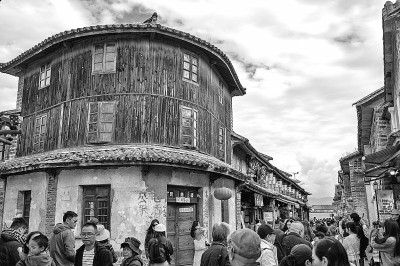 喜洲古镇迎客来